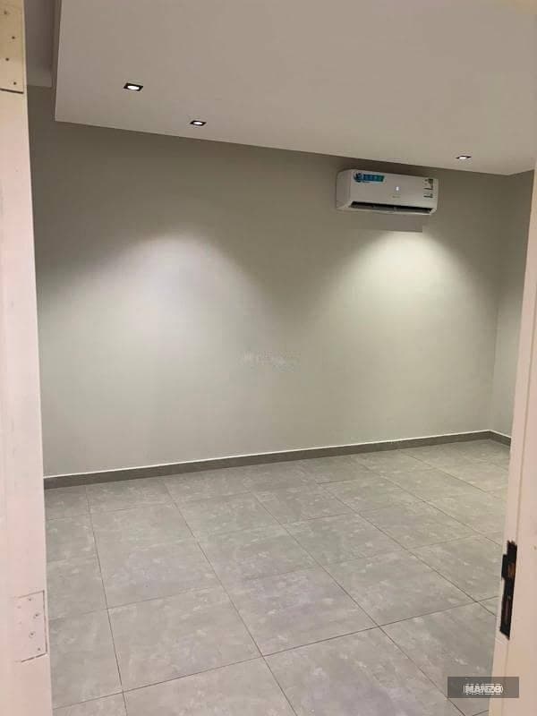 Building for rent in Riyadh – photo 3